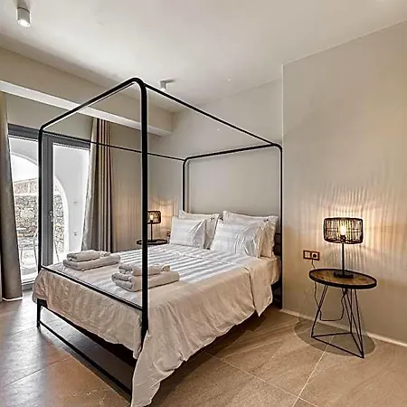 Отель Mirabelle Luxury 4*